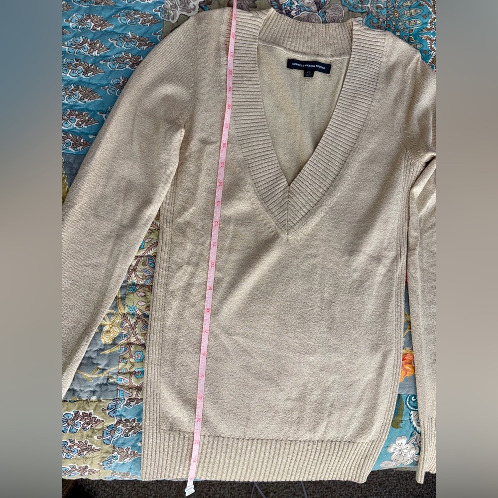 Express V-Neck Sweater - Picture 4 of 5